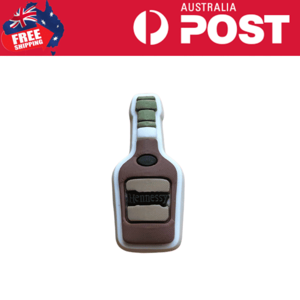 Keychains for Hennessy bottles, stylish and practical accessories, perfect for beverage branding and gifting.