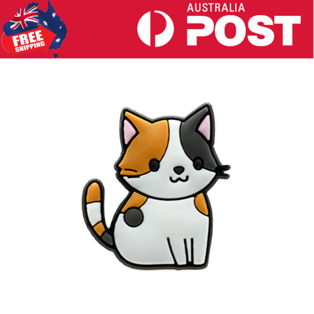 Cute calico cat enamel pin with adorable cartoon design, perfect for animal lovers and accessories.